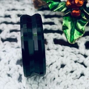 Sophisticated Black Sparkle Ring